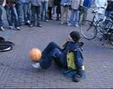 Amsterdam Maradona Soccer Juggler